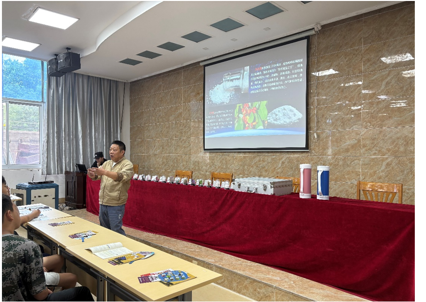 禁毒教育进校园，共筑青春防毒墙