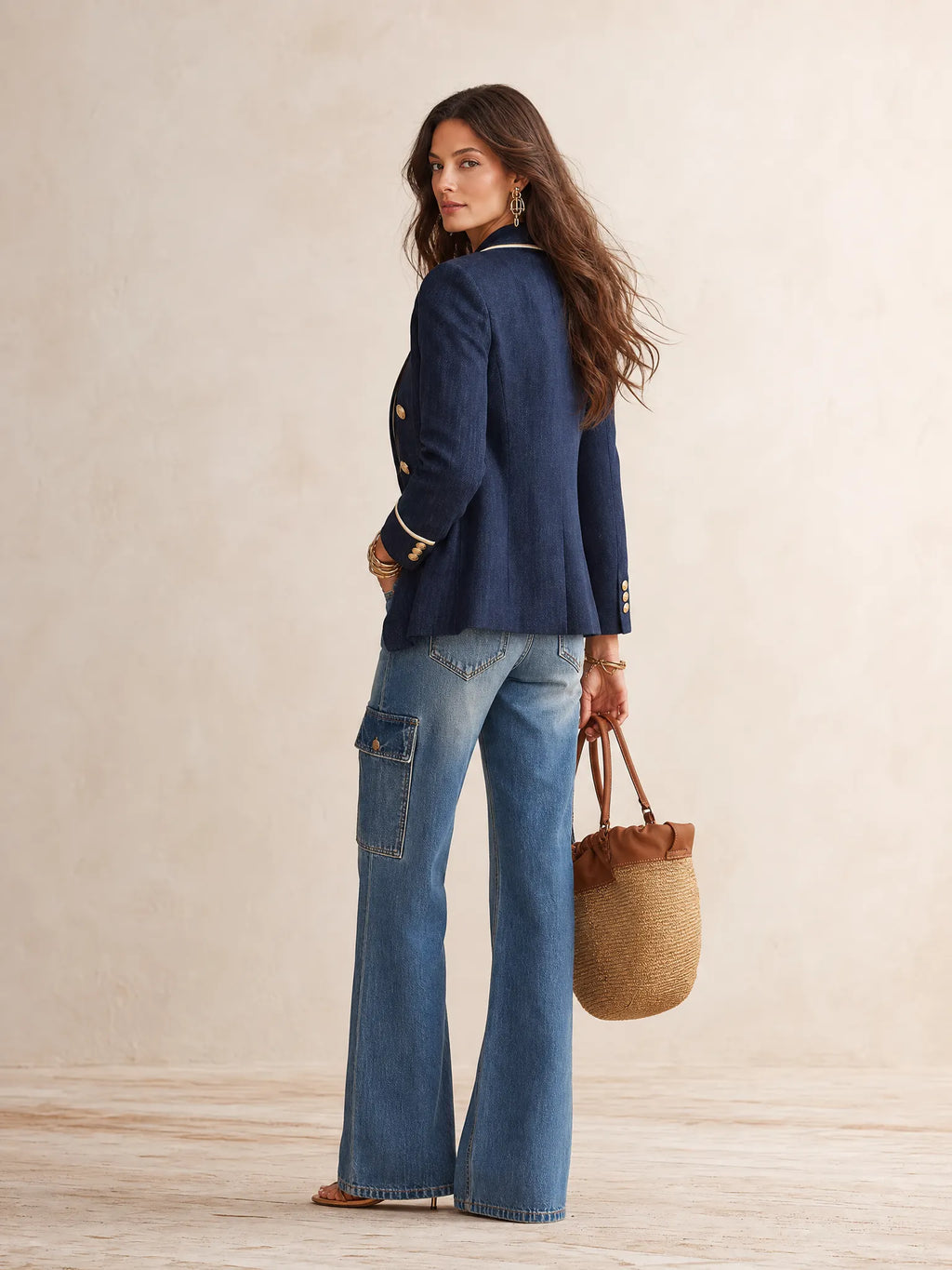 Effortless Chic Linen-Blend Notch-Lapel Gold-Button Navy Tailored Blazer