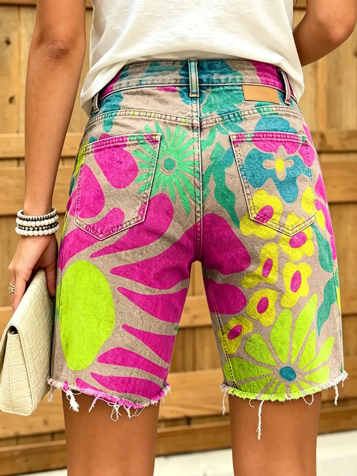 Women's Abstract Floral Graffiti Print Frayed Hem Denim Bermuda Shorts