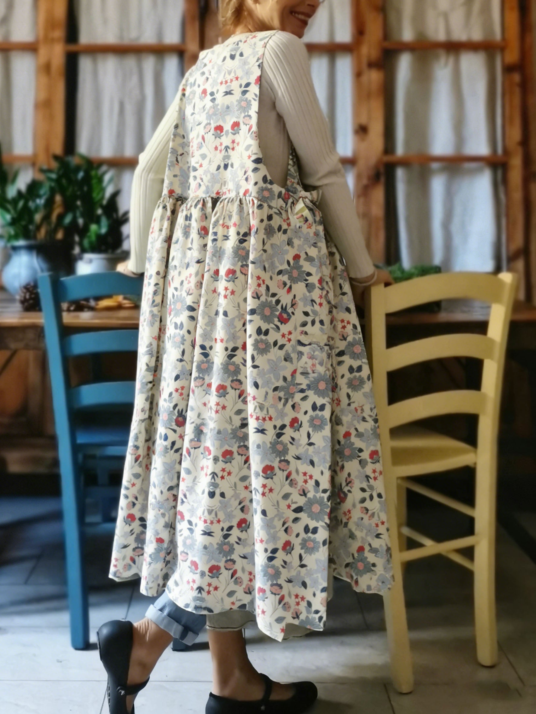 Vintage Floral Print Apron