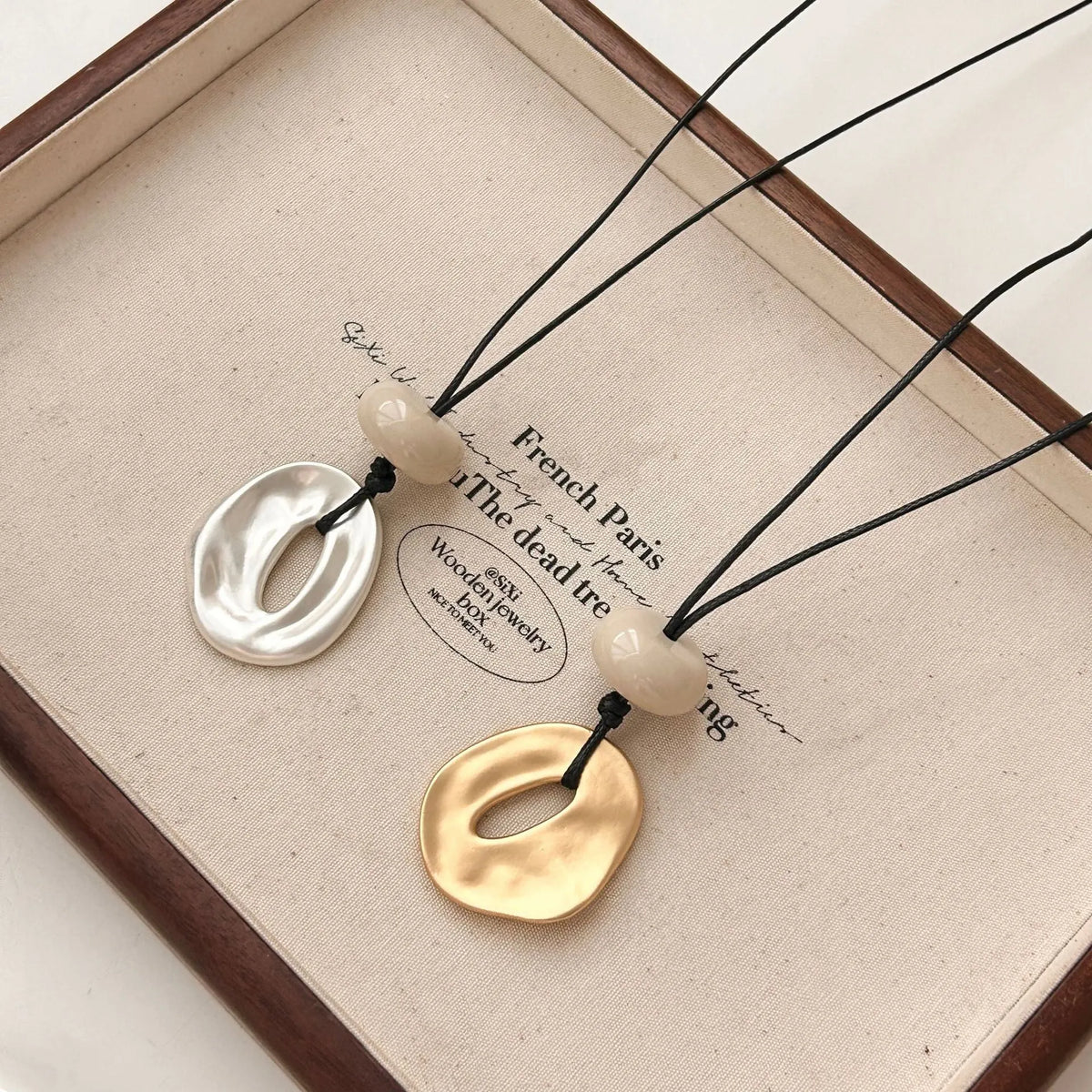 Irregular matte openwork oval pendant long necklace