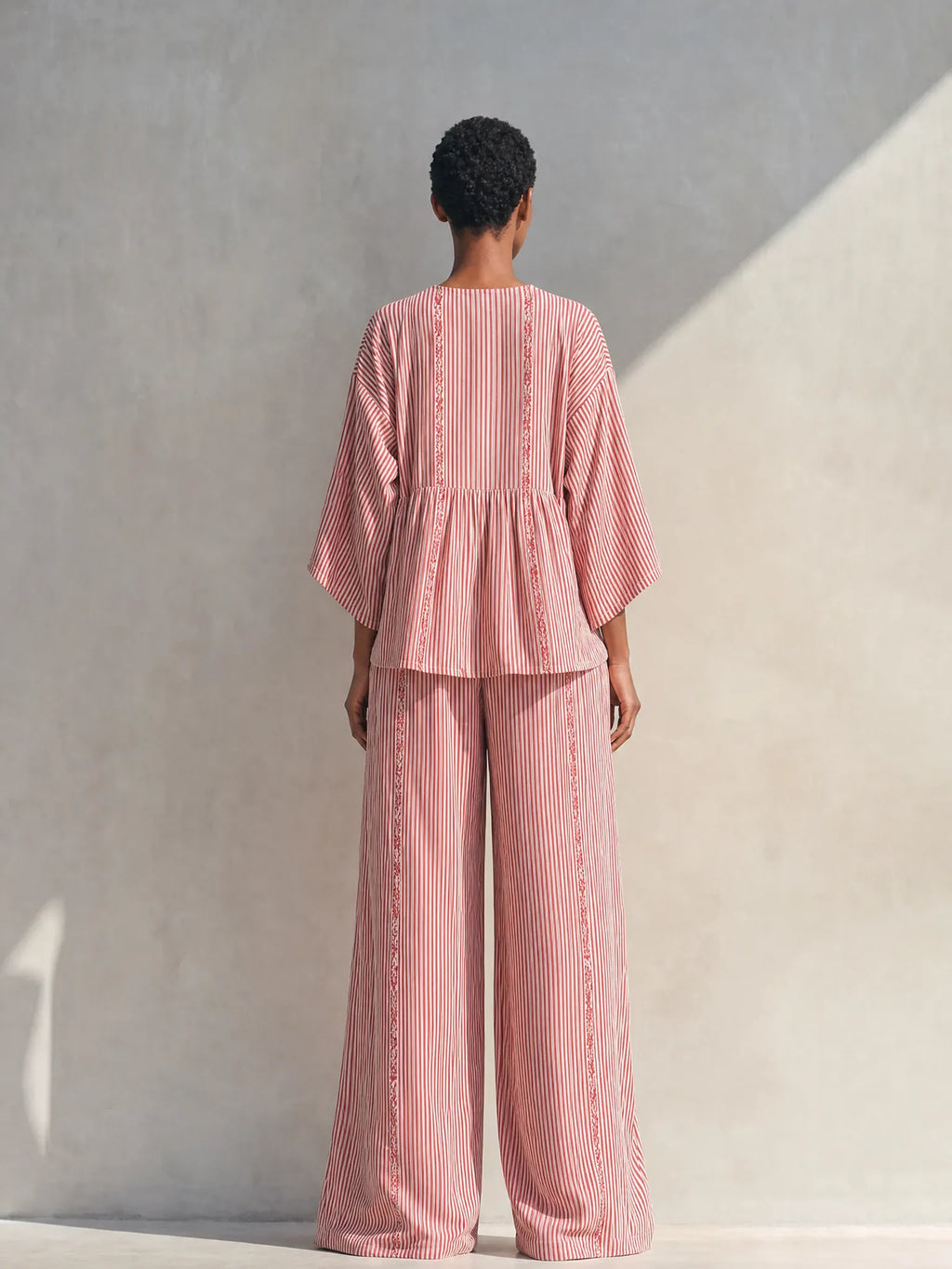 Women's Bohemian Red And White Striped Viscose Blend V-Neck Tie Front Kimono Sleeve Top And Wide-Leg Pants Two-Piece Set MDZ1490G4ZSQ