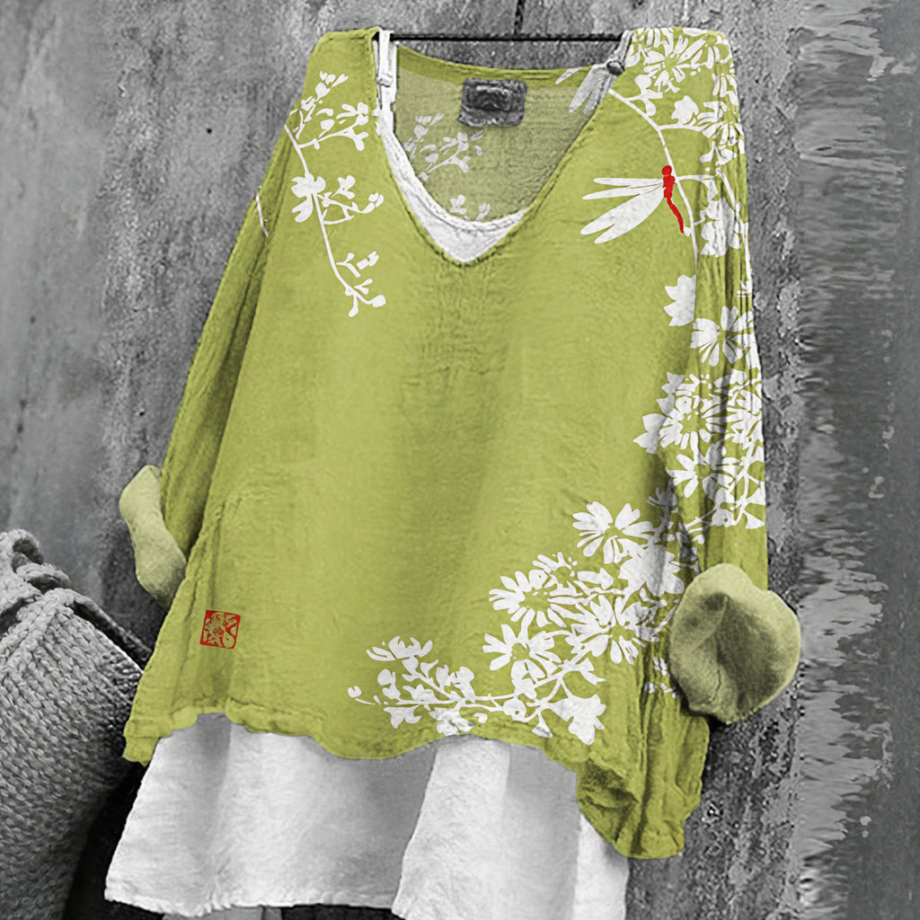 Women's Japanese Floral Art Print V-neck T-shirt