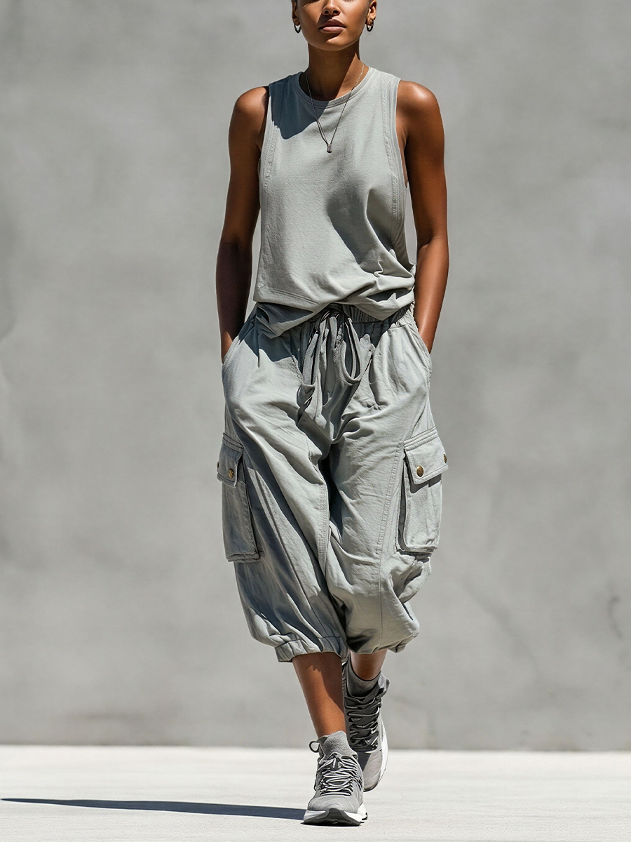 Women’s Grey Sleeveless Tank Top & Cargo Jogger Shorts Two-Piece Set MDZ0853E1T