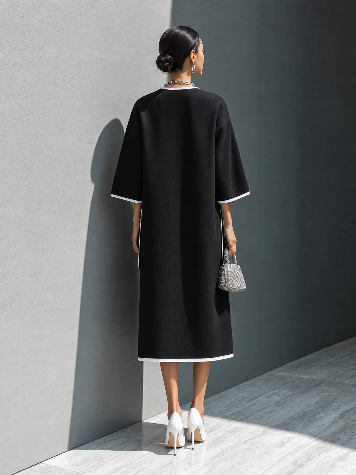 Women's Luxury Commuter Black Cotton Blend Contrast Stitch Patch Pocket 3/4 Sleeve Midi Dress MDZ1060G4GMJ
