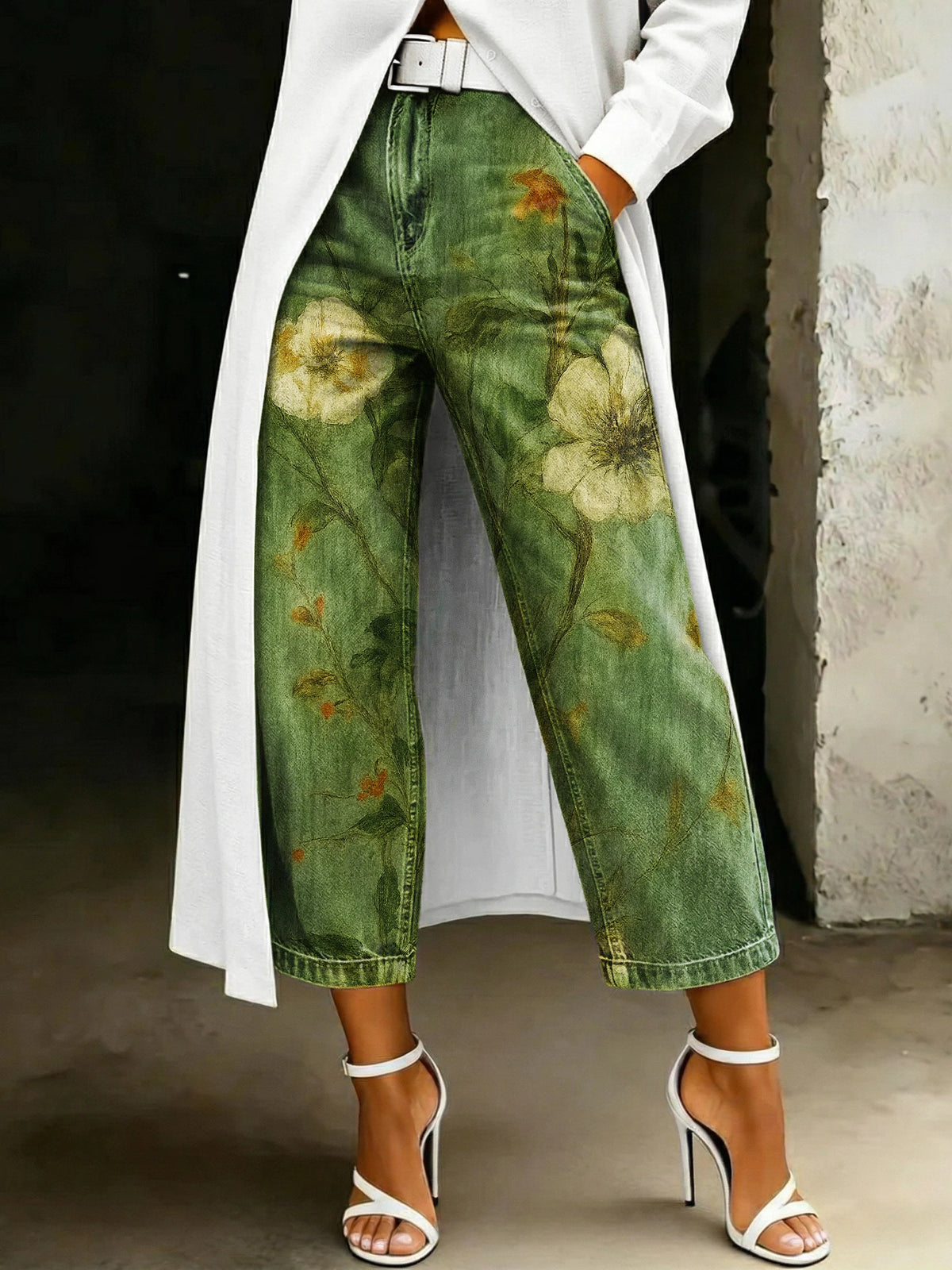 Women's Fashion Retro Ethnic Floral Loose-fit Casual Printed Wide-leg Jeans