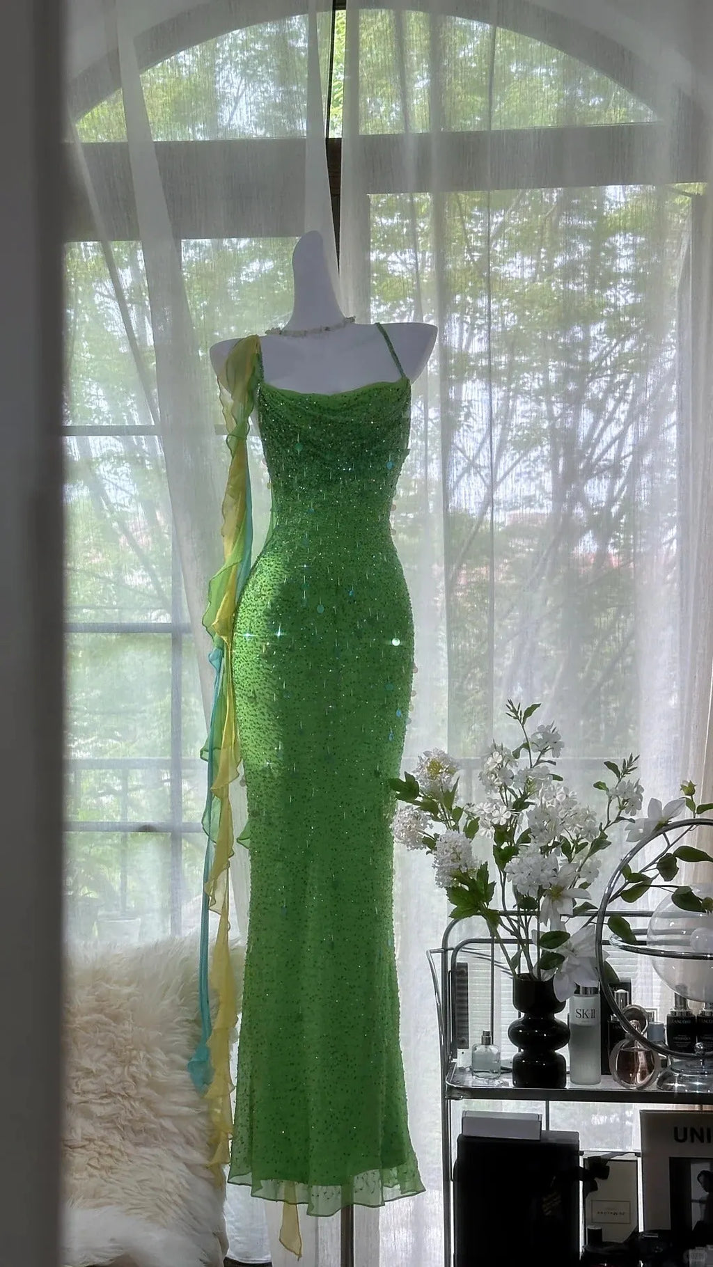 Vintage Evening Dresses, Green Sequin Mermaid Sleeveless Long Party Gowns  25530