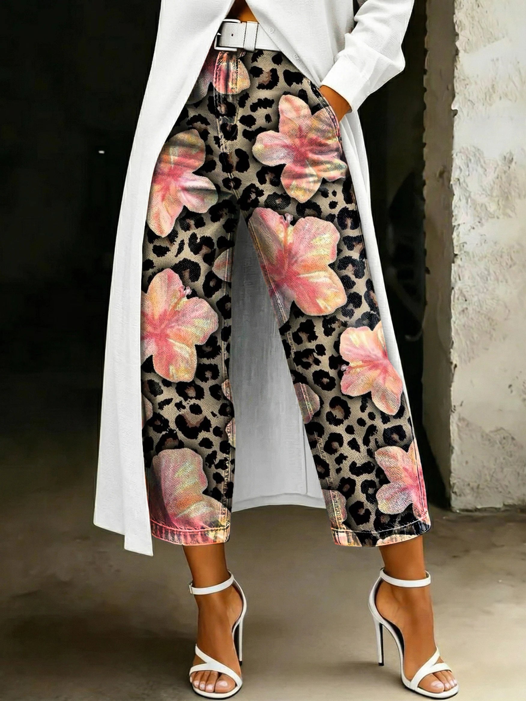 Women's Fashion Retro Floral And Leopard Print Artistic Print Casual Wide-leg Denim Pants