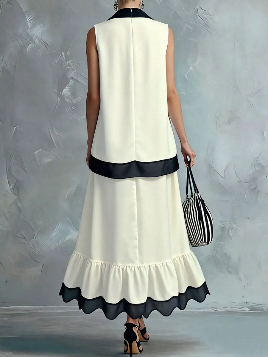 Women's Black And White Color-block Halter Neck With Pleating Sleeveless Dress