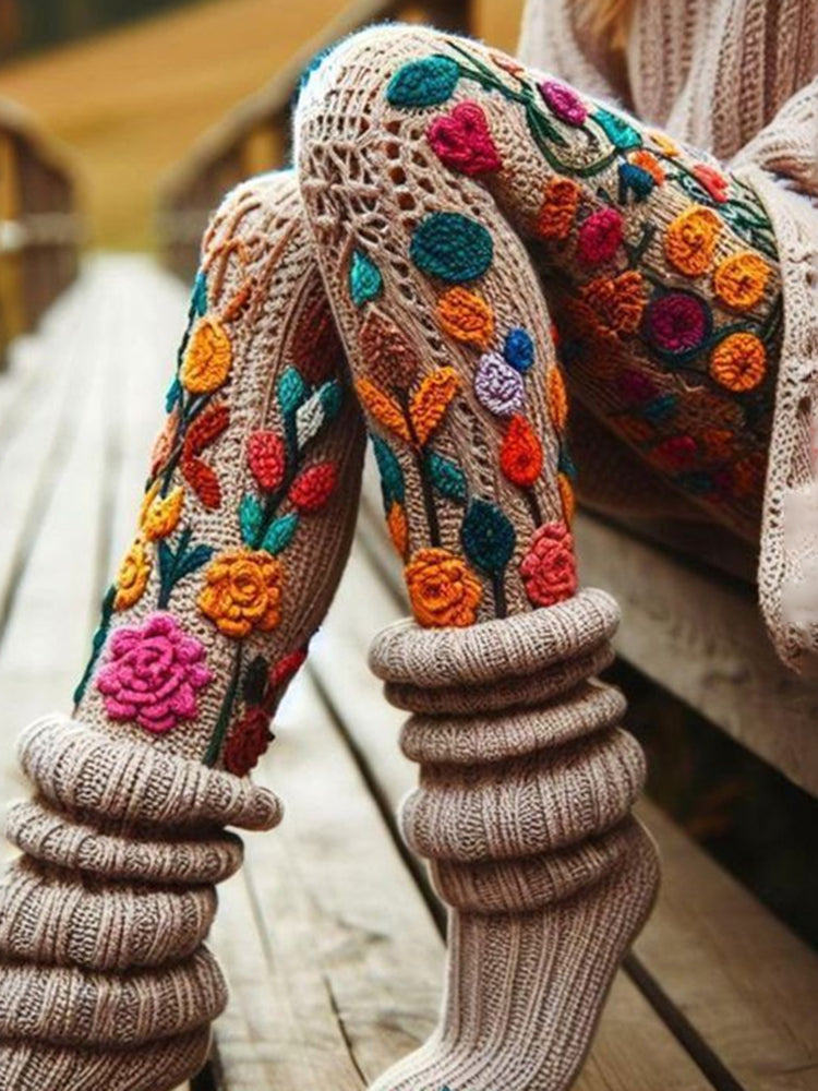 Vintage Floral And Leaf Cozy Knit Leggings