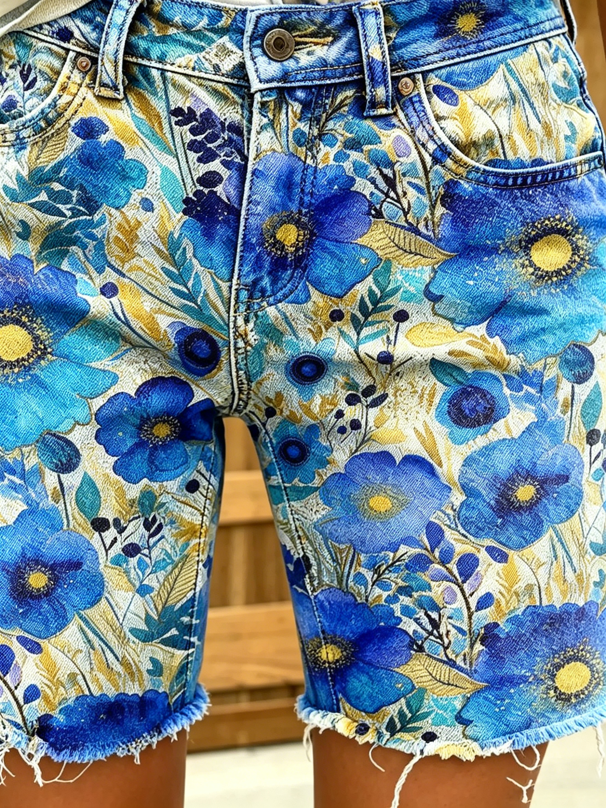 Women's Floral Watercolor Print Frayed Hem Denim Shorts