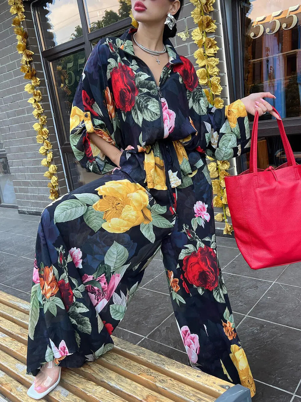 Fashionable And Exquisite Unique Printed Button Oversized Blouse