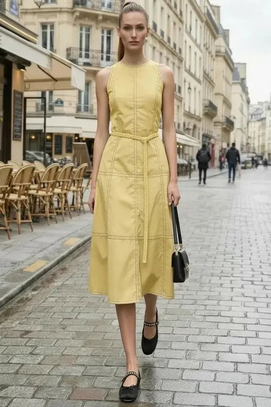 STITCH DETAIL MIDI DRESS W / BELT
