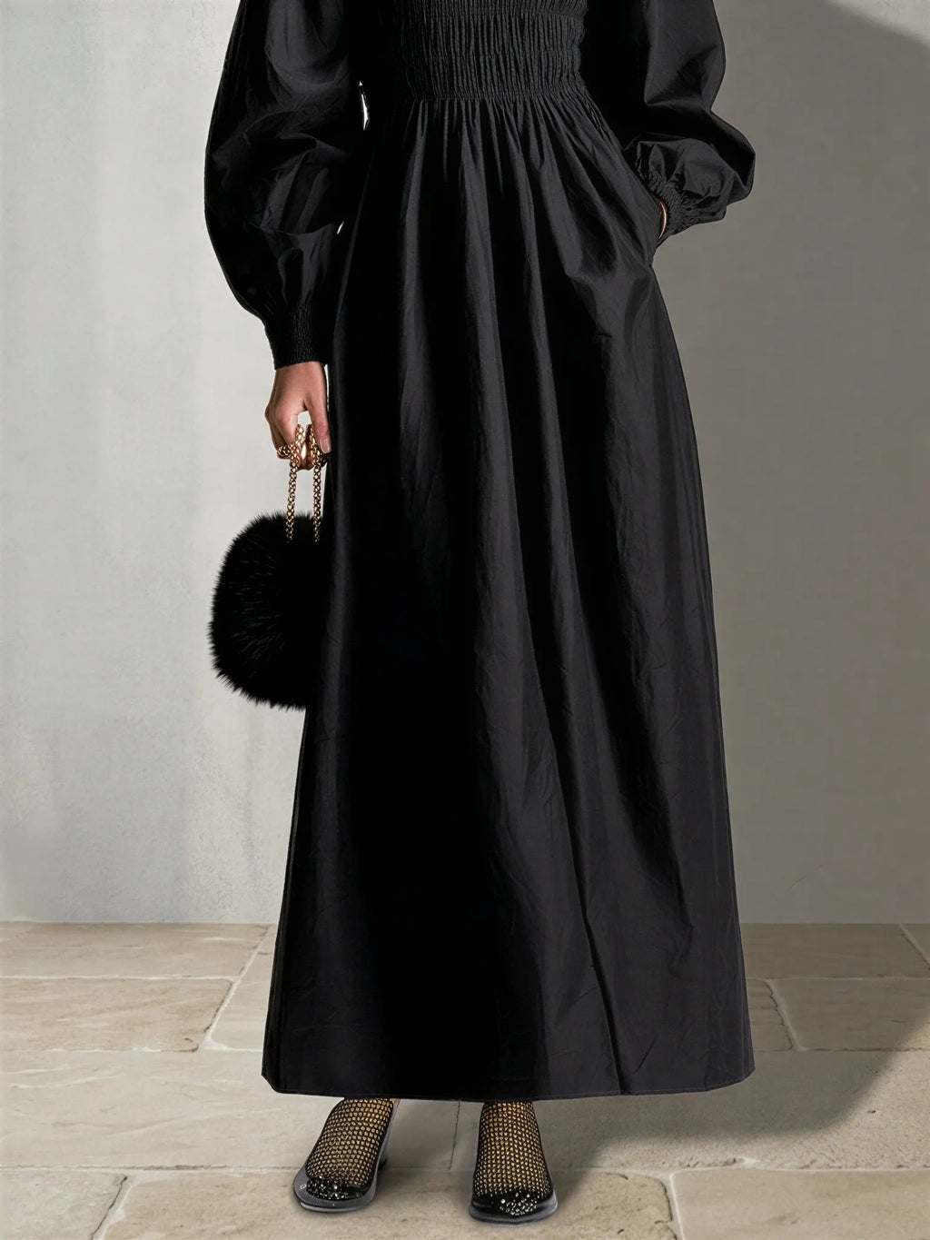 Women's Black Cotton Poplin Maxi Dress With Smocked Elastic Bodice & Puff Balloon Long Sleeves, Minimalist Elegant Side Pocket Flowy Maxi Dress MDZ0616G1LYL