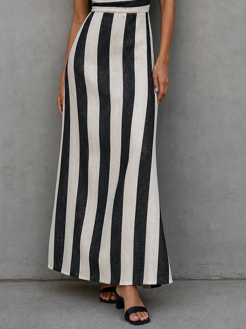 Women's Minimalist Striped Print Spaghetti Strap Cowl Neck Maxi Dress MDZ3099F8WY
