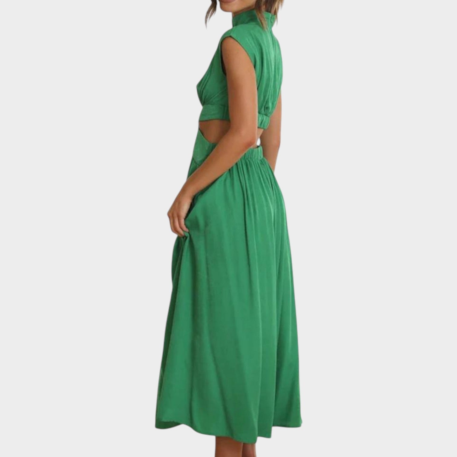 Elegant Cutout Flow Maxi Dress