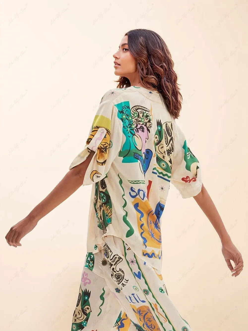 Casual Graffiti Printing Loose Satin Set
