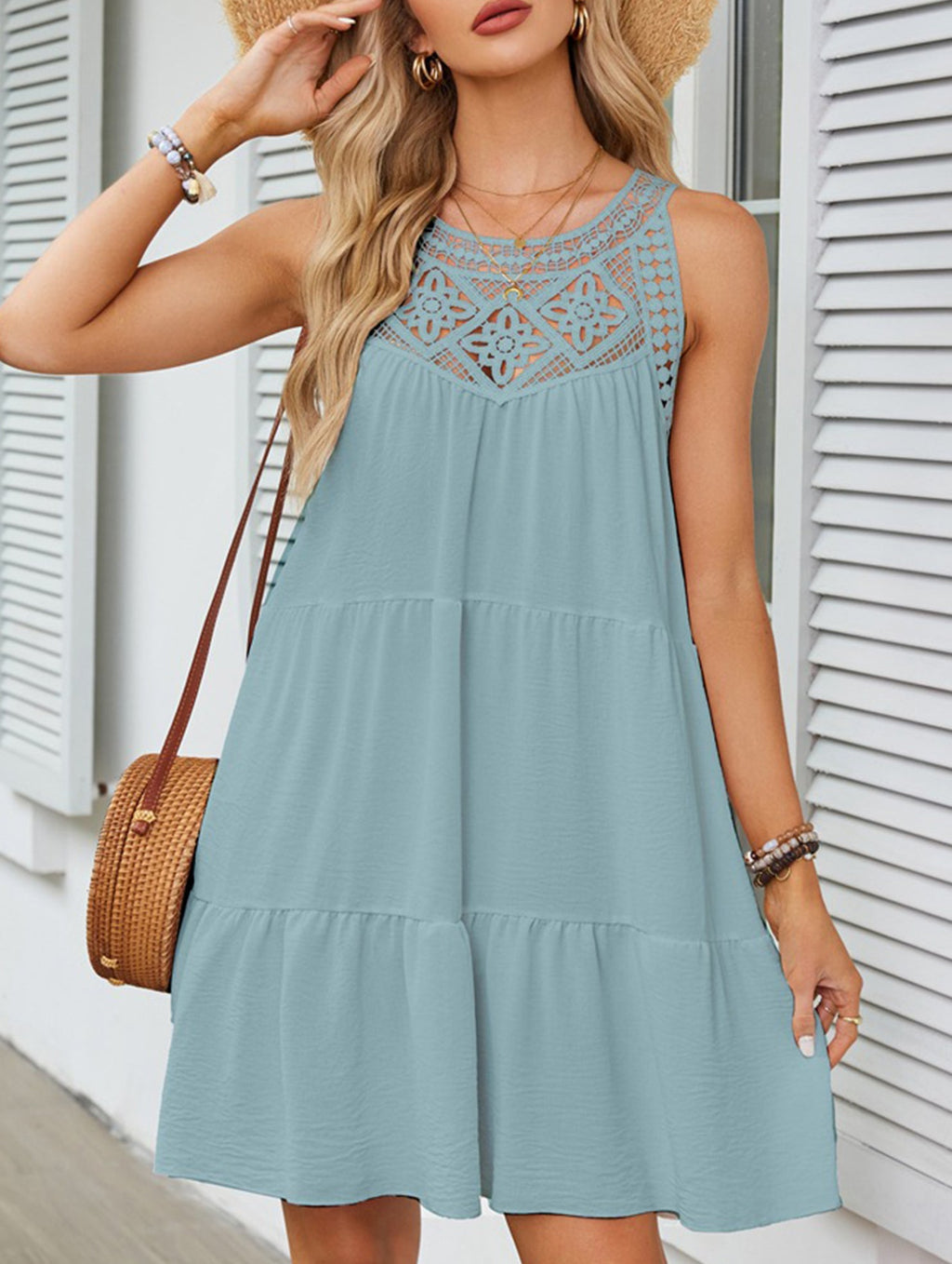 Lace Patch Halter A Line Dress_CWDSD12026