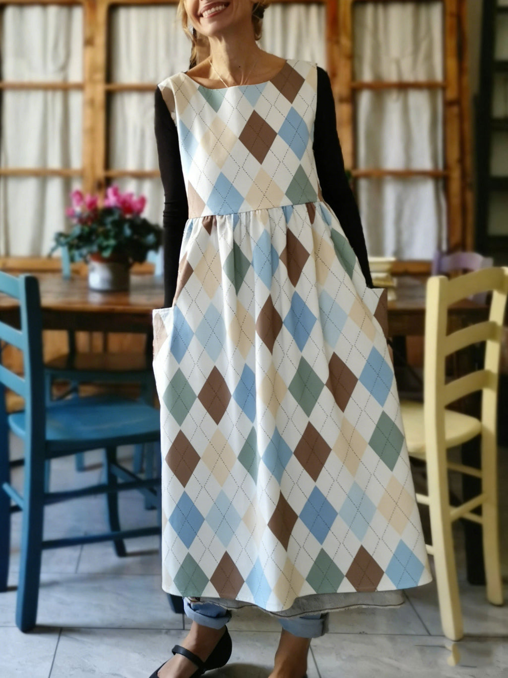 Soft Argyle Print Apron