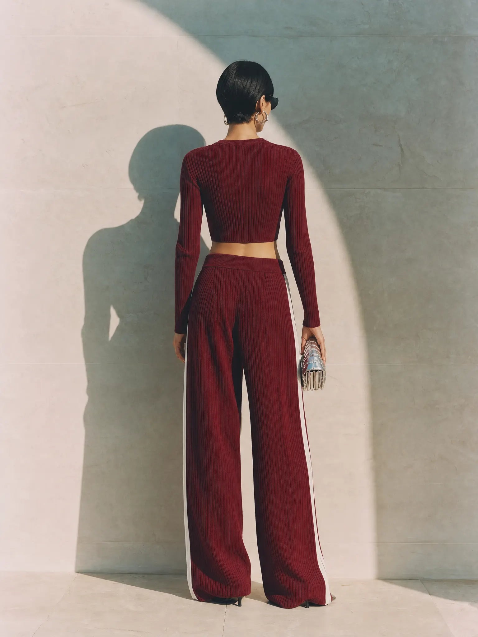 Women's Modern Burgundy Ribbed Knit Round Neck Button-Front Cropped Top And High-Waist Wide-Leg Pants Two-Piece Set MDZ1691G3ZSQ