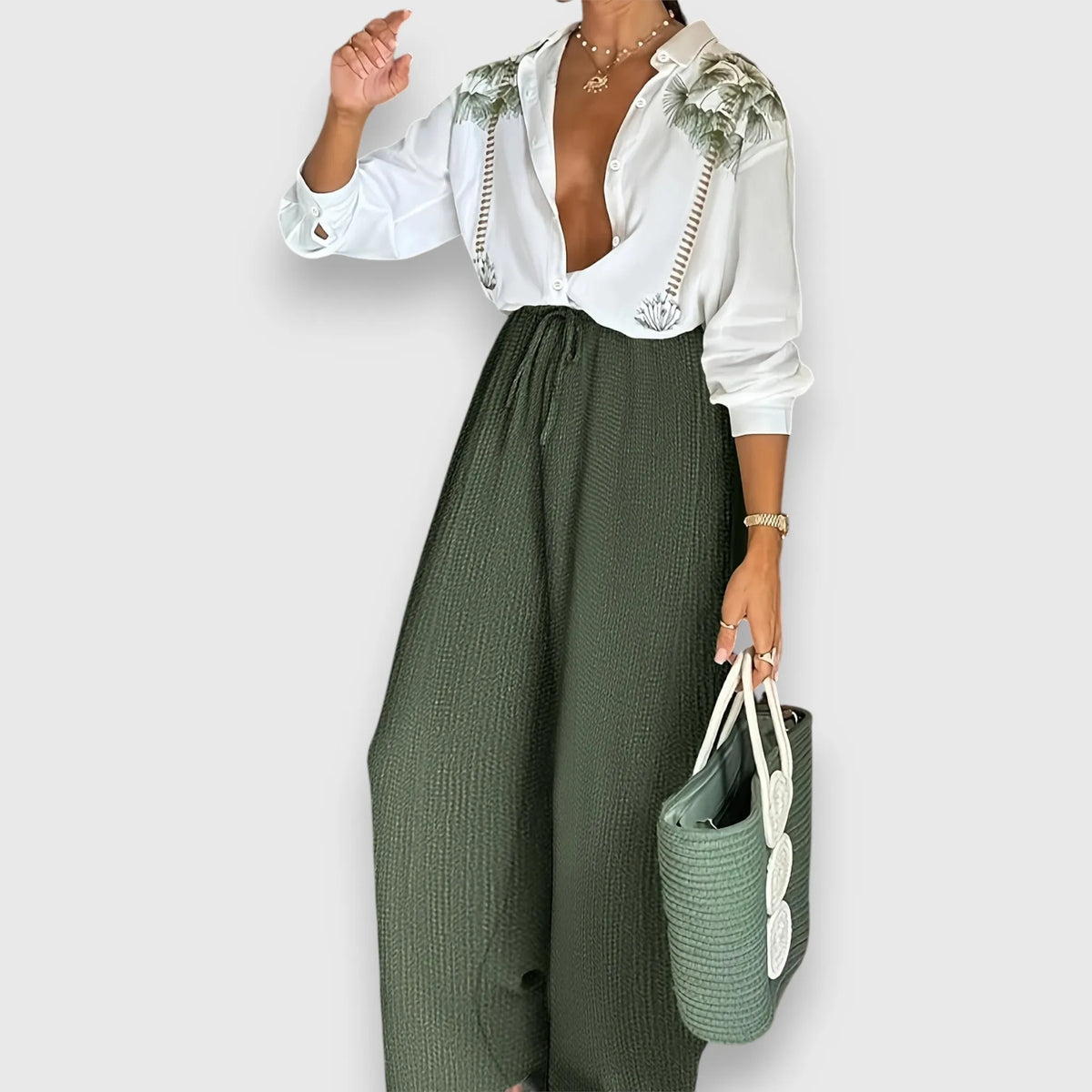 Set with Two-Tone Style