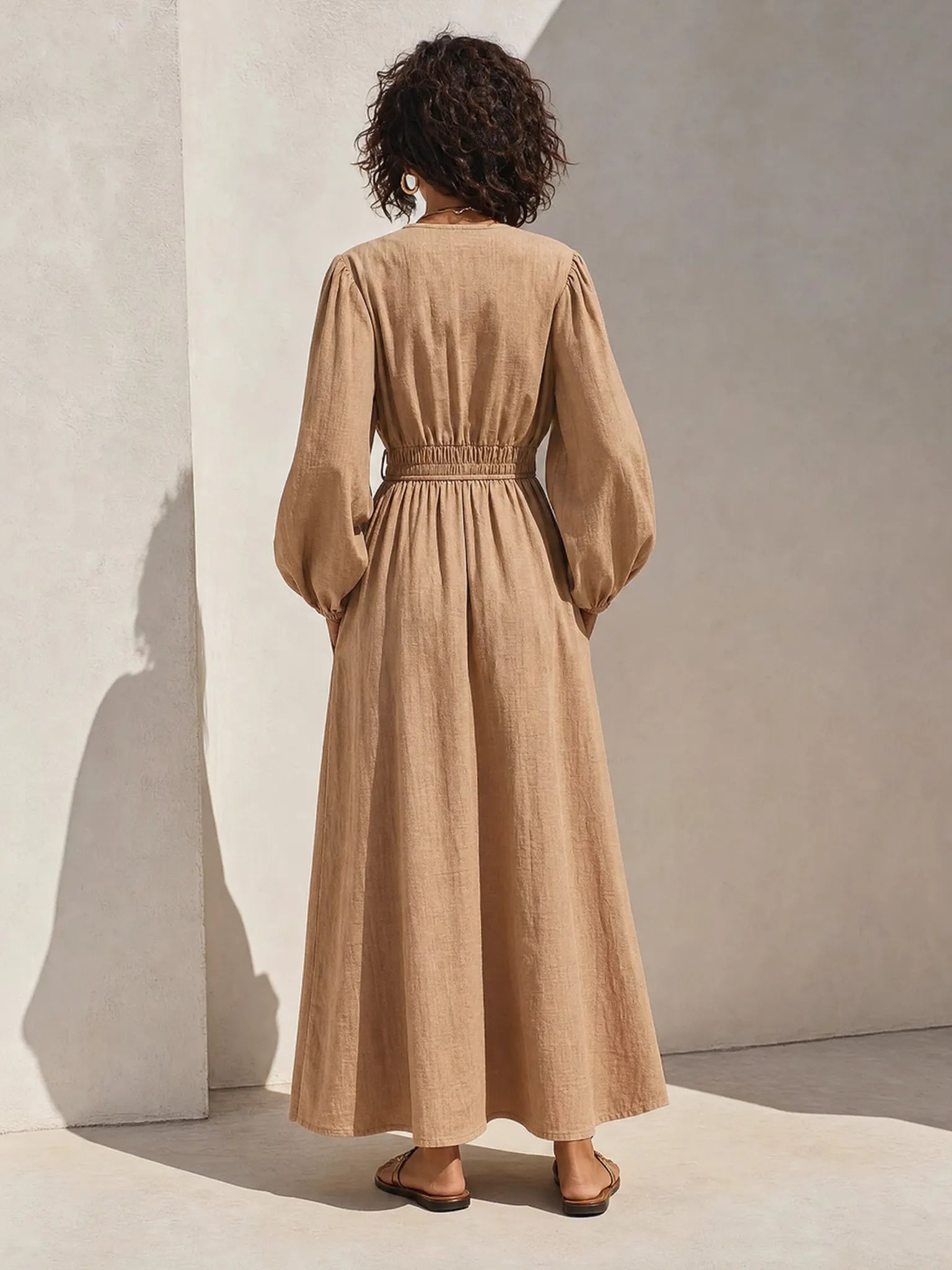Women's Resort-Style Caramel V-Neck Bishop-Sleeve Drawstring Belted Cinched-Waist Linen Maxi Dress MDZ1378G7CMX