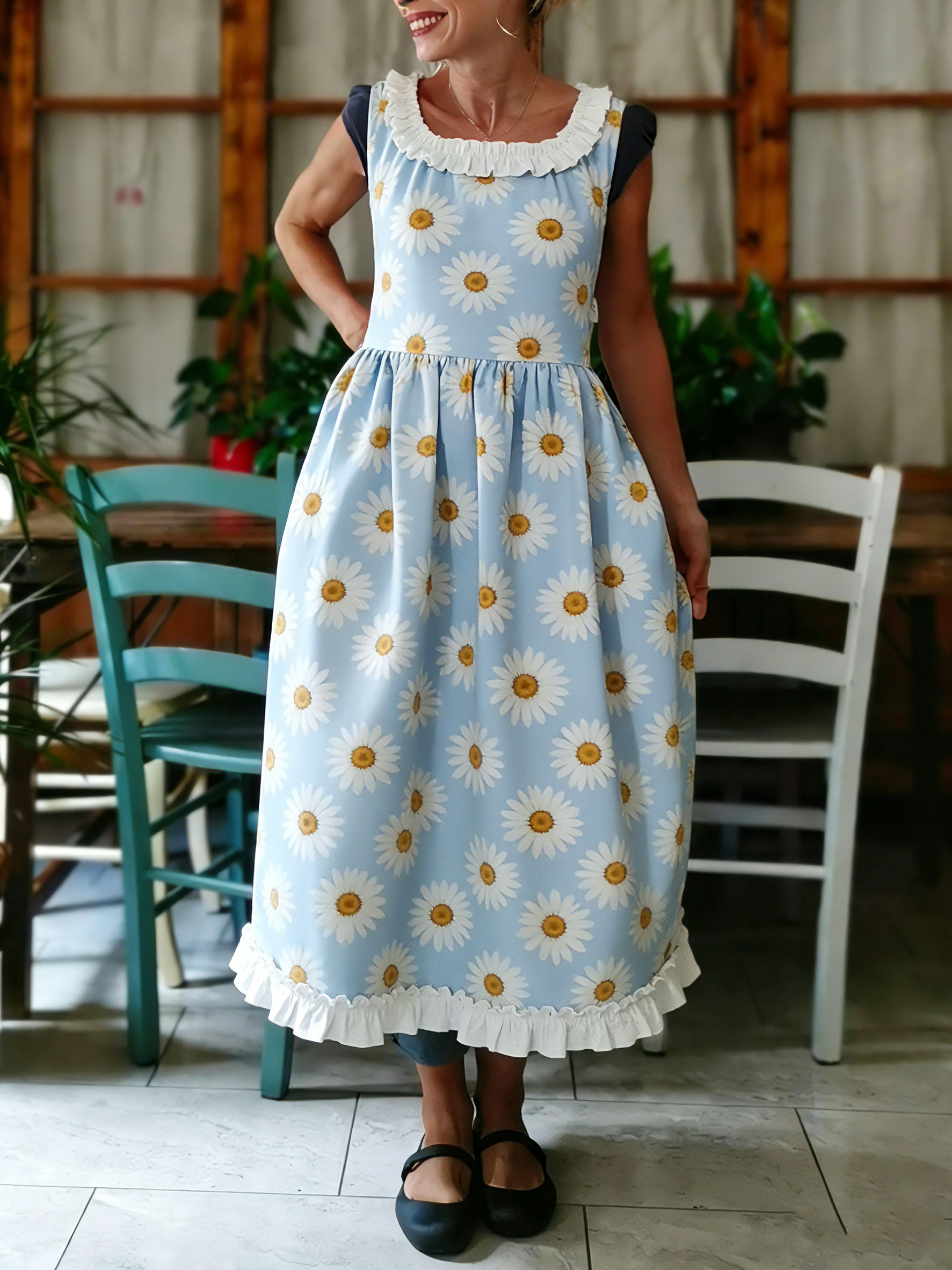 Light Blue Daisy Ruffled Apron
