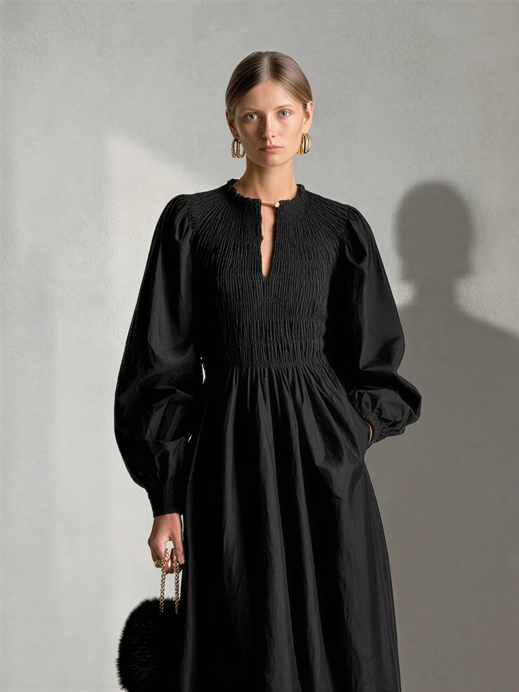 Women's Black Cotton Poplin Maxi Dress With Smocked Elastic Bodice & Puff Balloon Long Sleeves, Minimalist Elegant Side Pocket Flowy Maxi Dress MDZ0616G1LYL