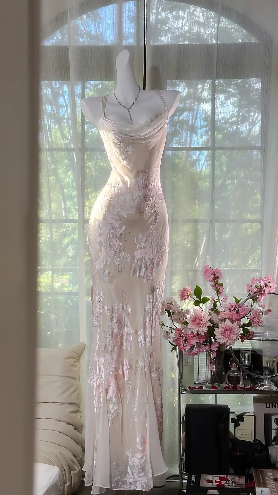 White lit pink floral fashion sexy elegant satin long prom dress evening gown wedding party dress