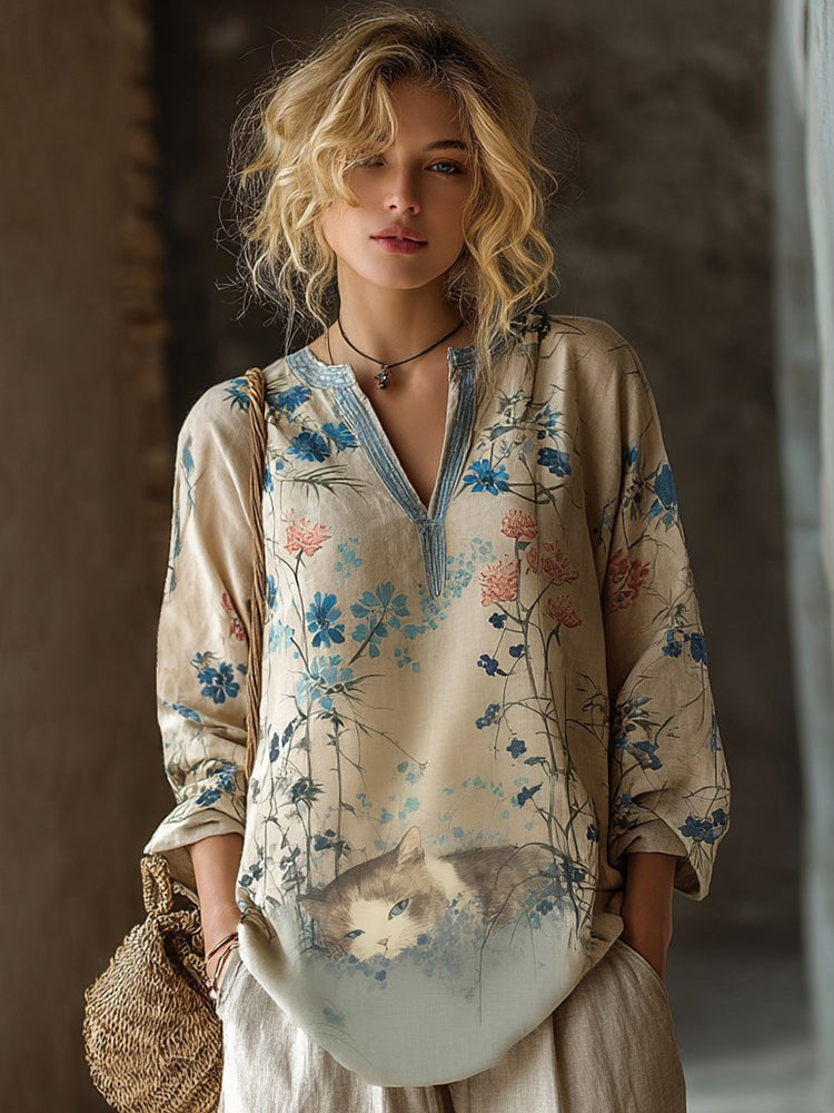 Women's Retro Flower Field With Lazy Cat Print Comfy Top