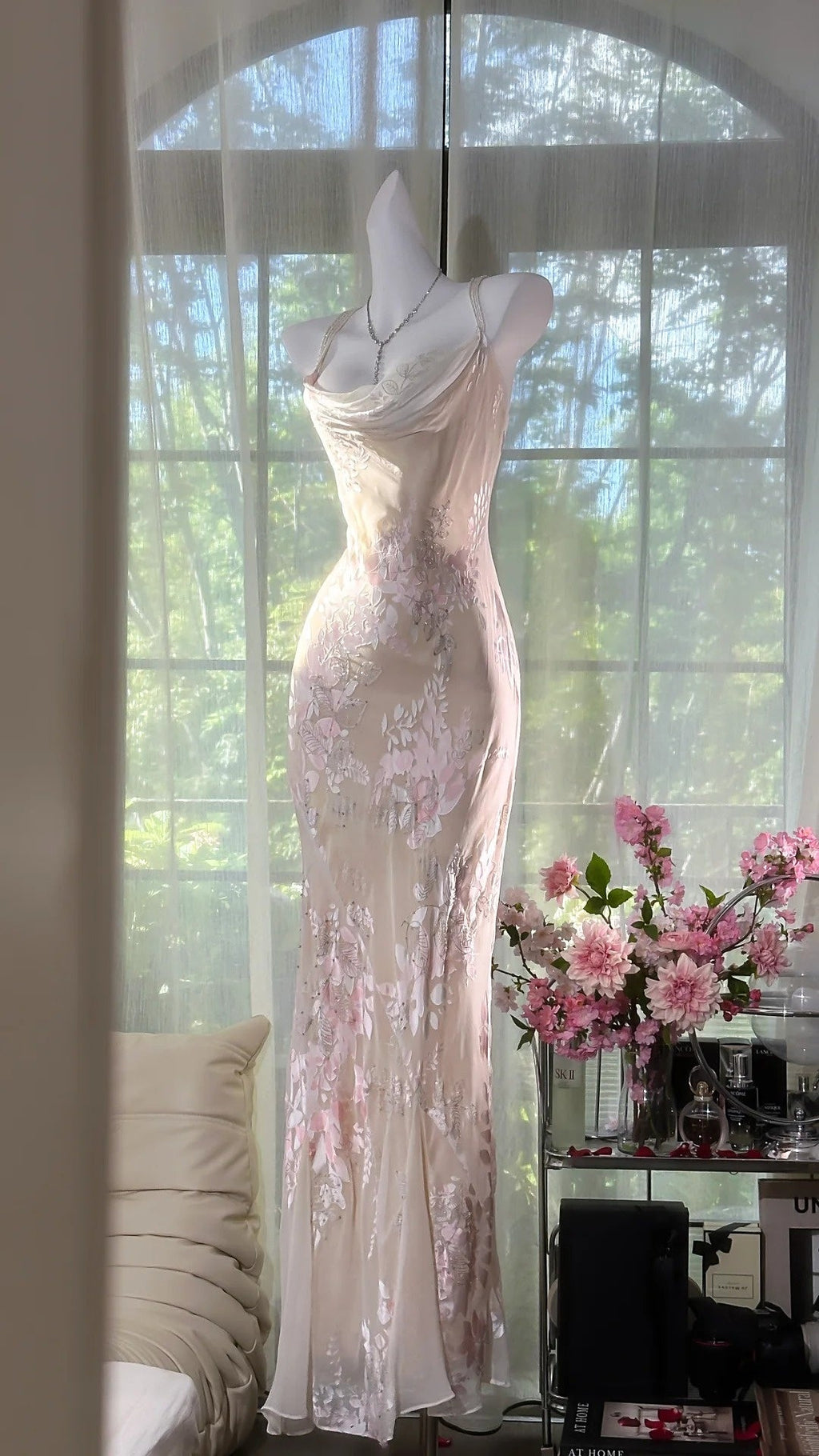 White lit pink floral fashion sexy elegant satin long prom dress evening gown wedding party dress
