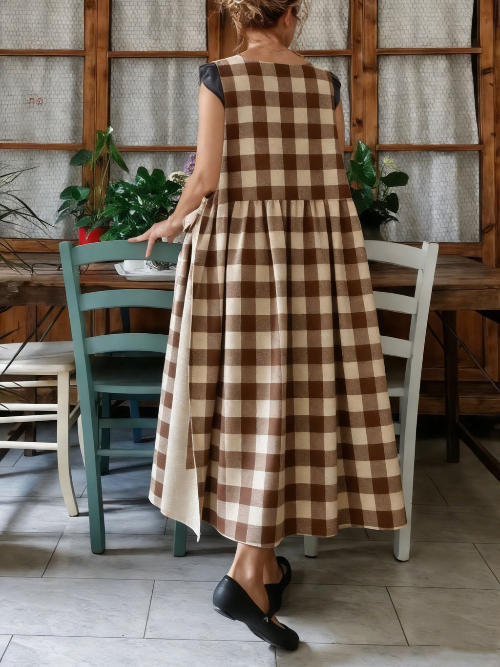 Warm Brown & Cream Gingham Apron