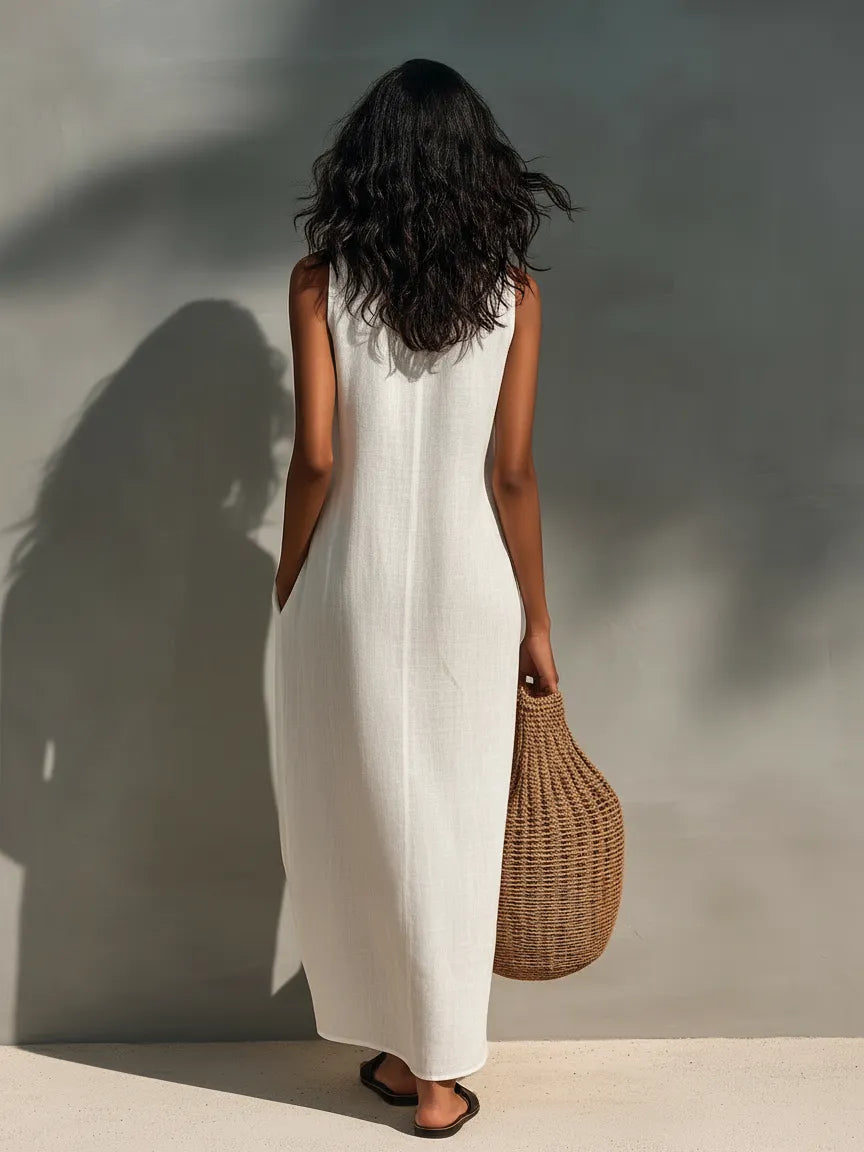 Women's Minimalist Sleeveless Maxi Dress With Cutout Neckline MDZ1206B6Y