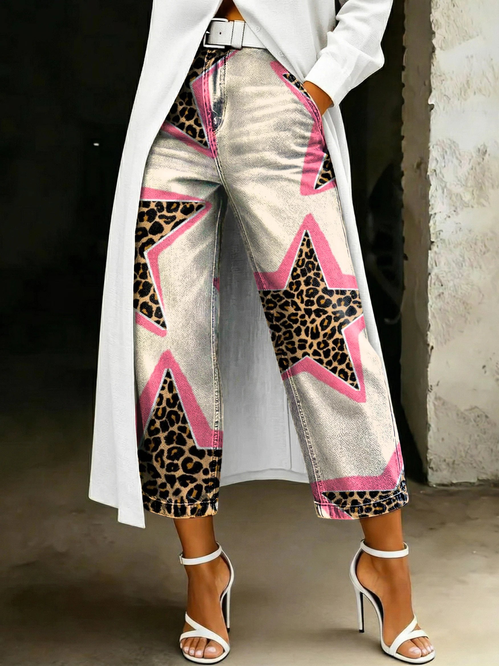 Women's Fashion Star And Leopard Print Graffiti Artistic Print Casual Loose-fit Wide-leg Jeans