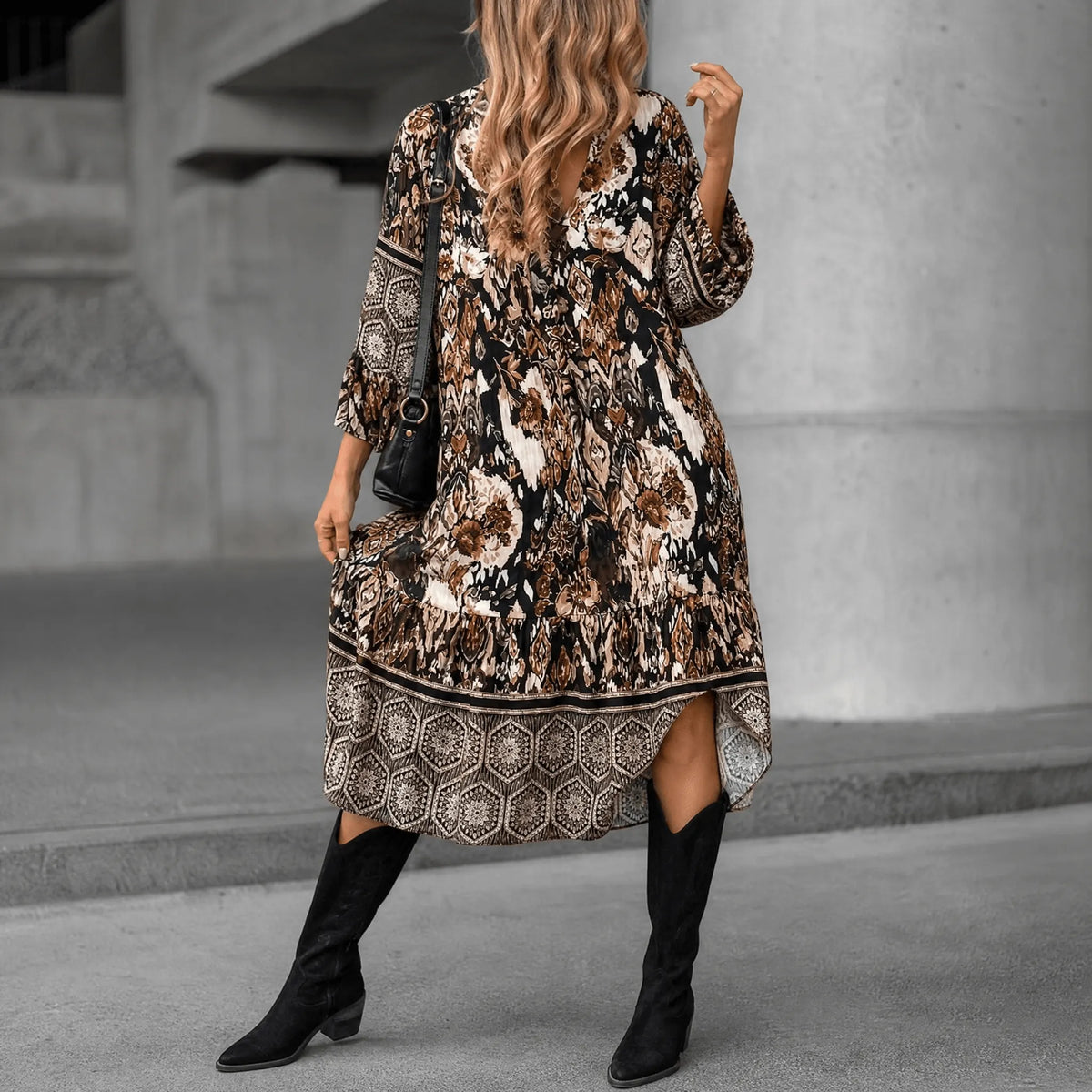 Vivara - Elegant V-Neck Printed Dress