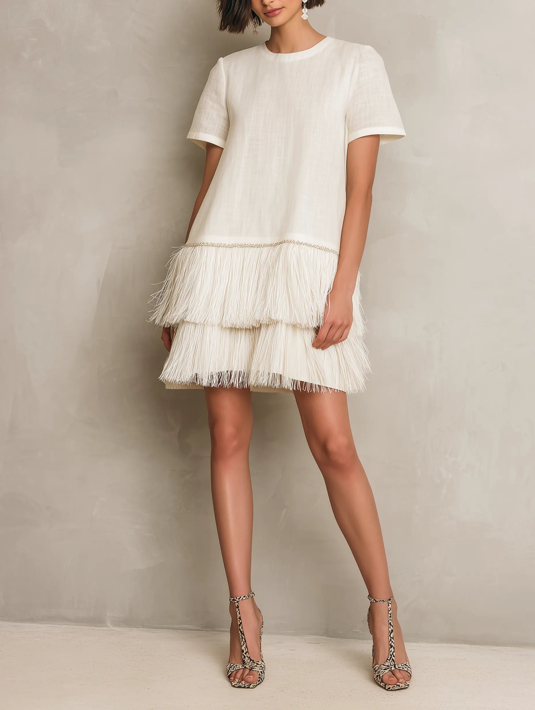 Women's Minimalist Solid-Color Short-Sleeve Mini Dress With Fringed Hem MDZ0967G9WY