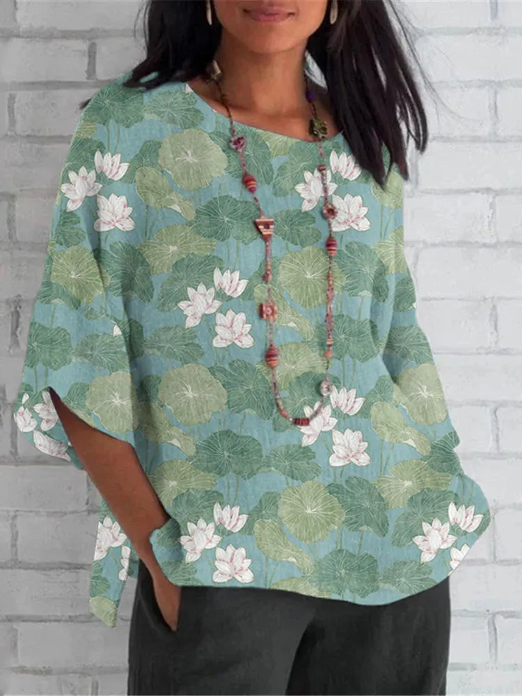 Water Lily Art Graphic Print Women's T-Shirt