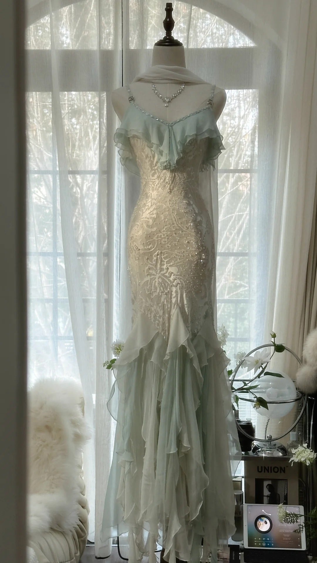 Vintage Evening Dresses, Sleeveless Long Party Gowns  25517