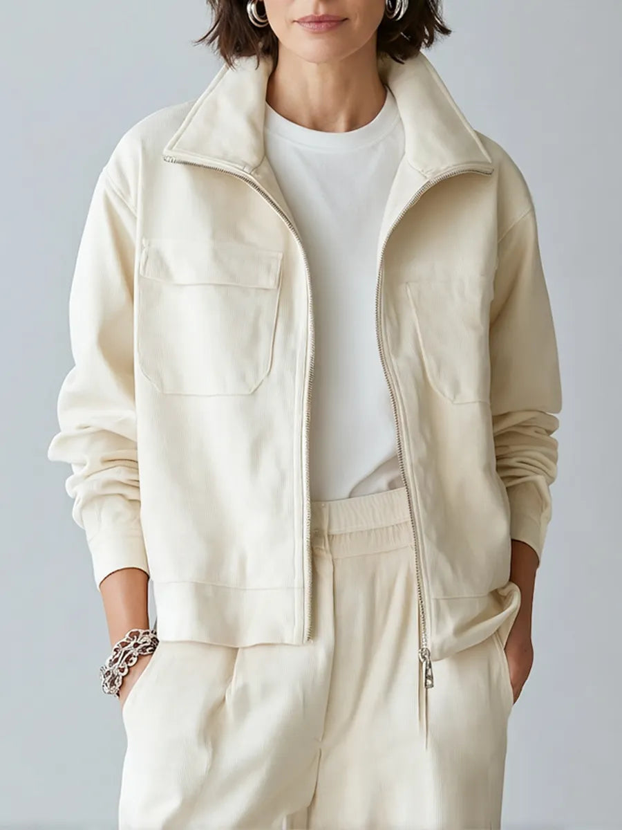 Women's Cream Corduroy Zip Up Jacket With Stand Collar & Dual Patch Chest Pockets, Minimalist Loose Casual Long Sleeve Outerwear MDZ1402G5LYL