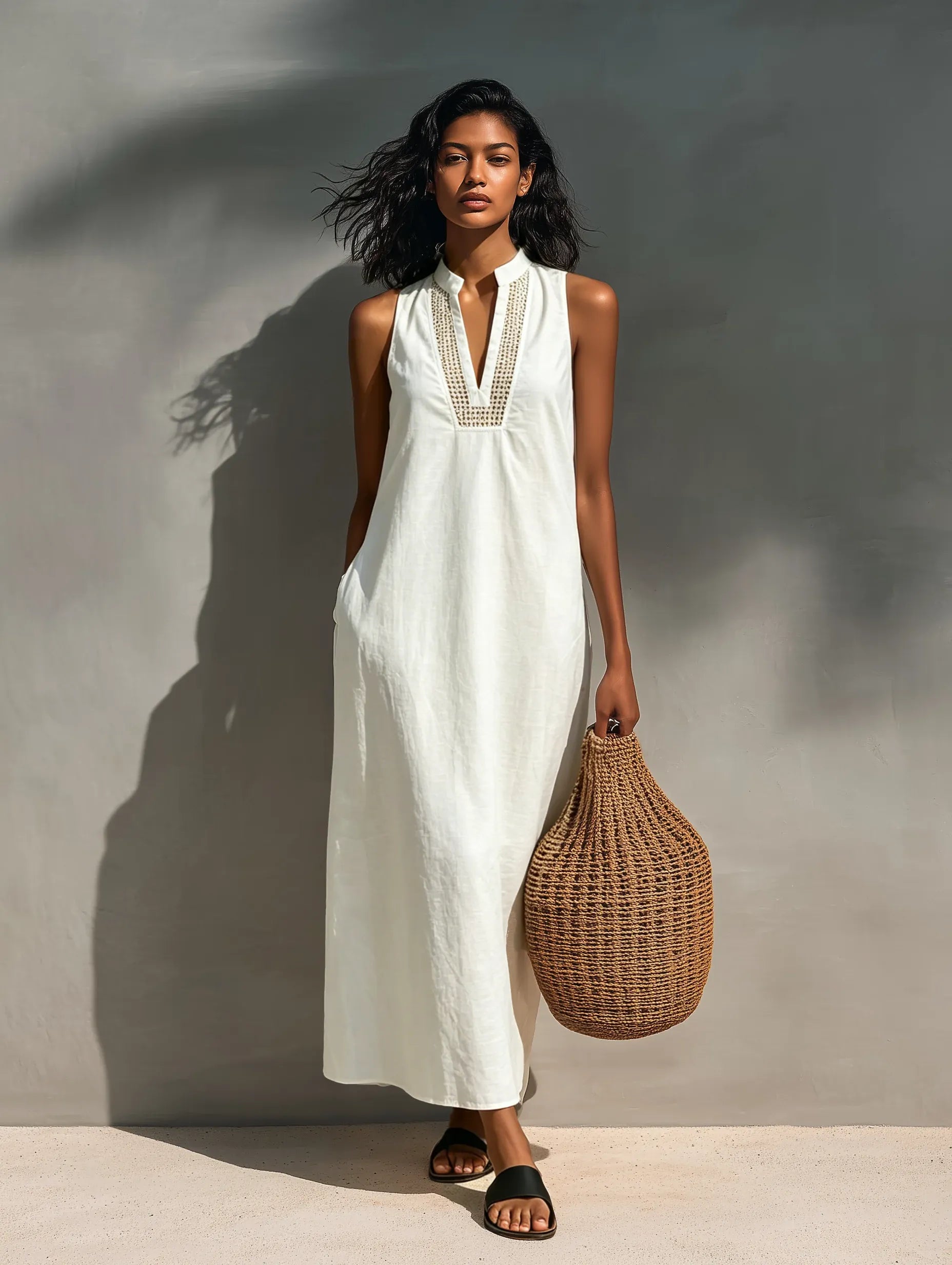 Women's Minimalist Sleeveless Maxi Dress With Cutout Neckline MDZ1206B6Y